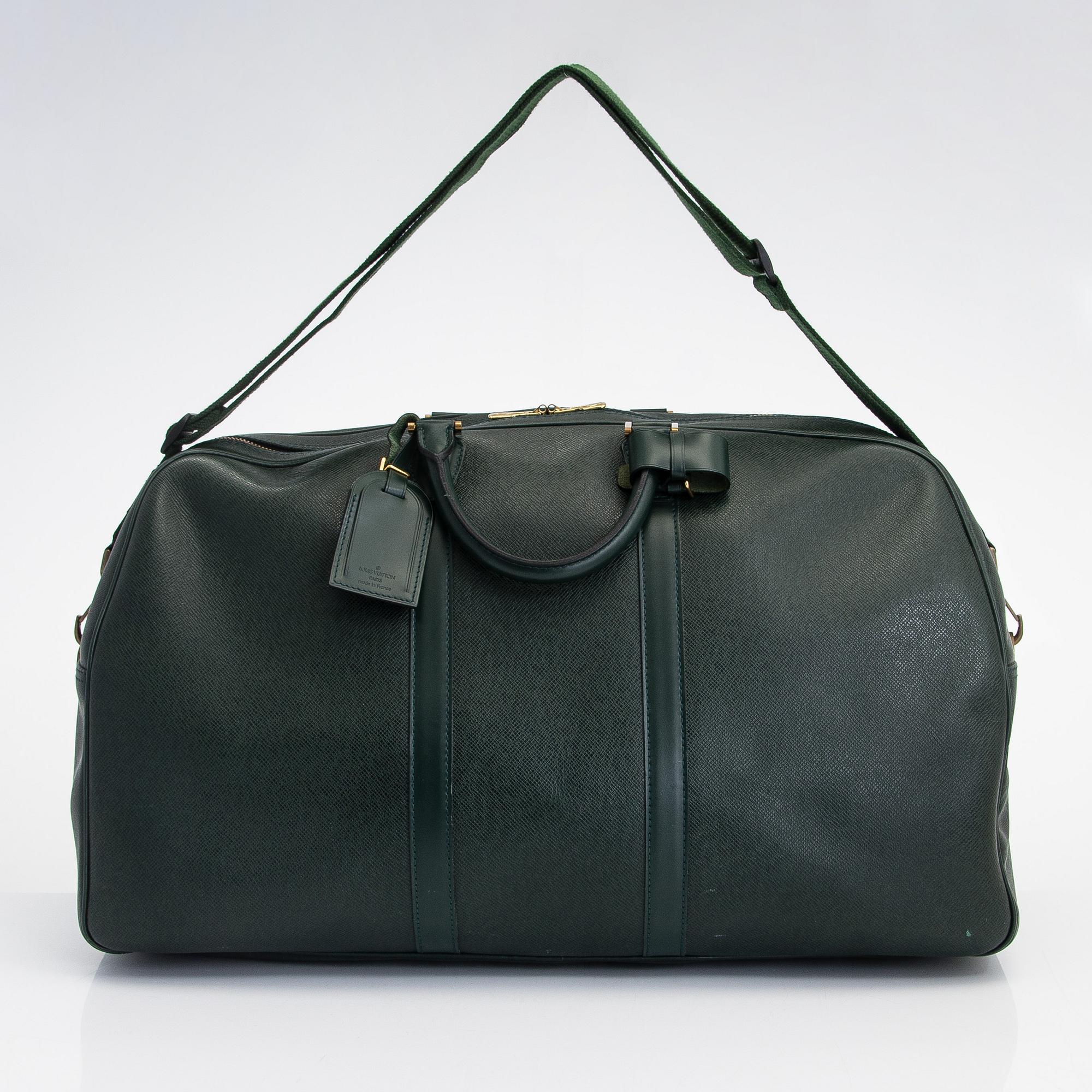 Louis Vuitton, A 'Taiga Kendall GM' Bag.