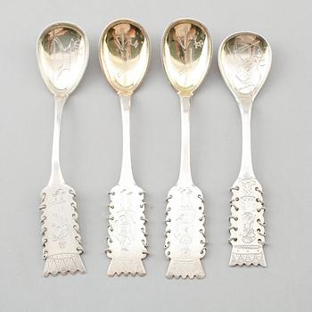 KAFFESKEDAR, 12 st snarlika, samemodell, bolidensilver, 1930/40-tal. Vikt ca 147 gram.