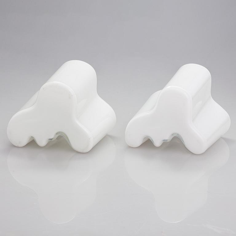 Alvar Aalto, vaser, 2 st, modell 3030, signerade Alvar AAlto.