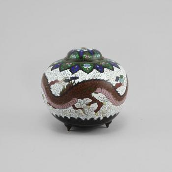 LOCKASK, cloisonné,  Kina, 1900-talets första hälft.