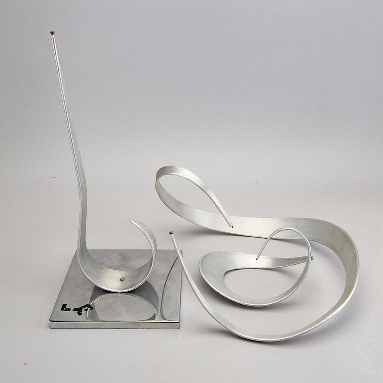 Unidentified artist, sculpture / mobile, mark, mid / later part 20th Century.