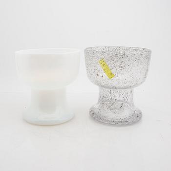 Signe Persson-Melin, a set of two glass bowls later part of the 20th cenrurey.