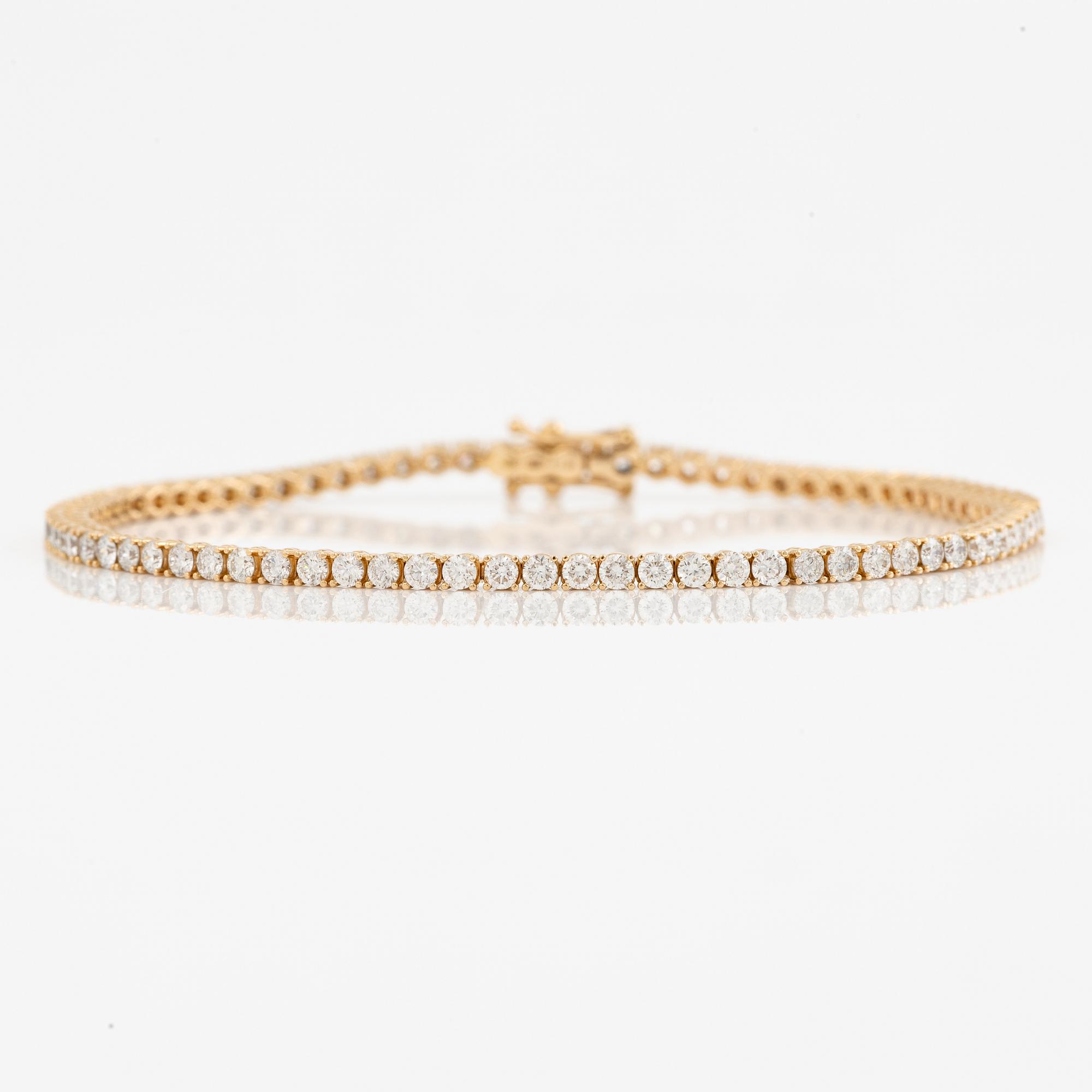 Tennisarmband 18K guld med briljantslipade diamanter.
