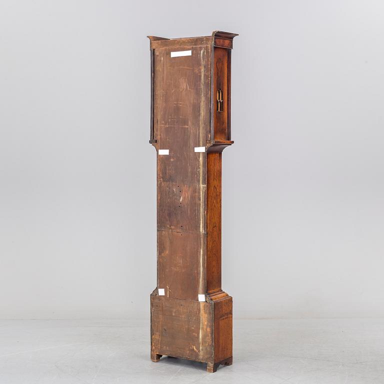 A GRANDFATHER CLOCK, England, first half of the 19th century.