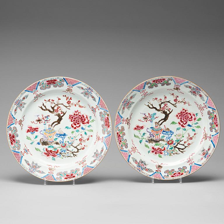 FAT, ett par, kompaniporslin. Qingdynastin, Qianlong (1736-95).