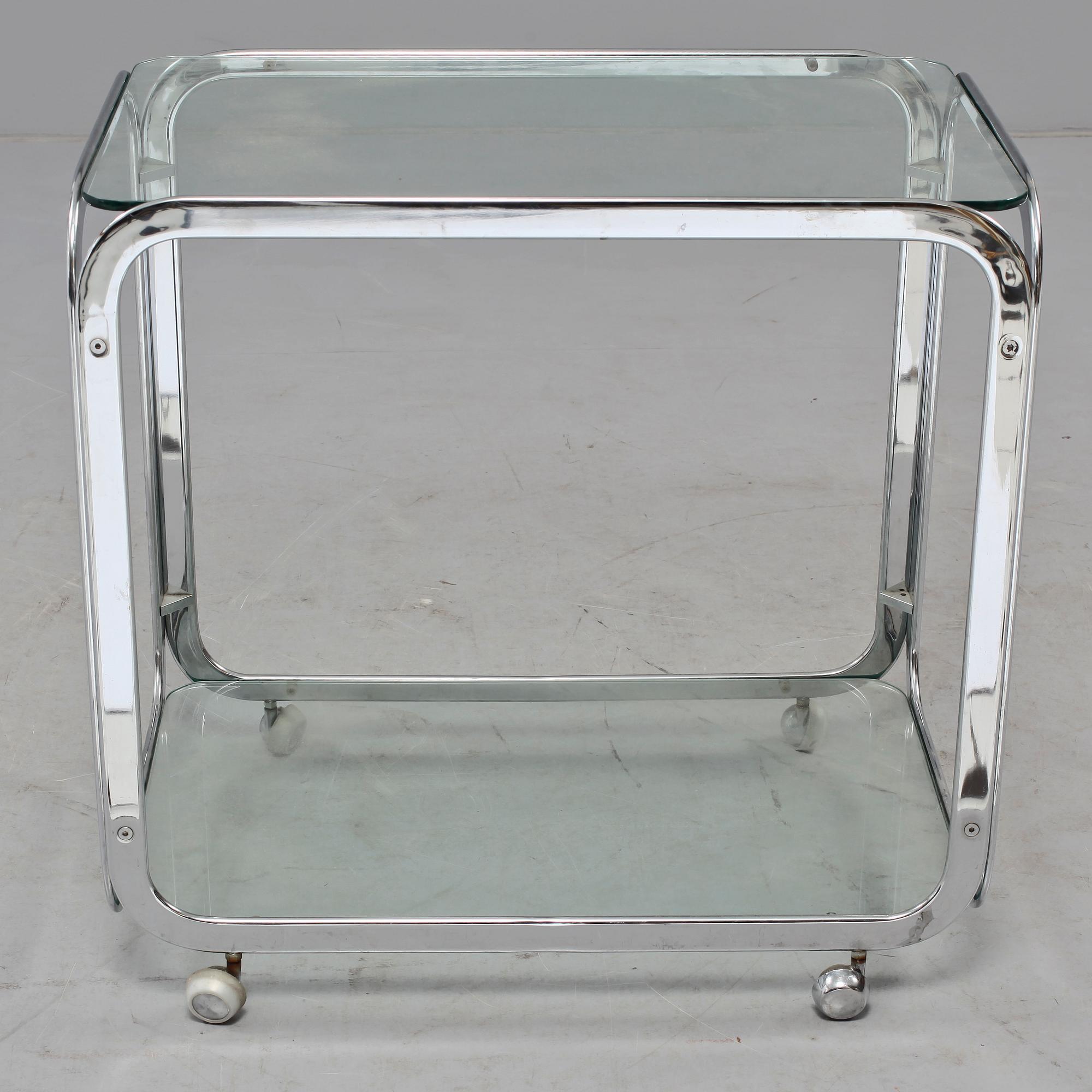 SERVERINGSVAGN, 1900-talets andra hälft.