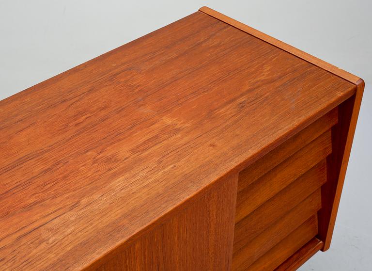 SIDEBOARD, Troeds, Bjärnum, 1950-tal.