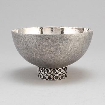 Ana oval sterling silver bowl from Wiener Silberschmiede, Vienne, Austria.