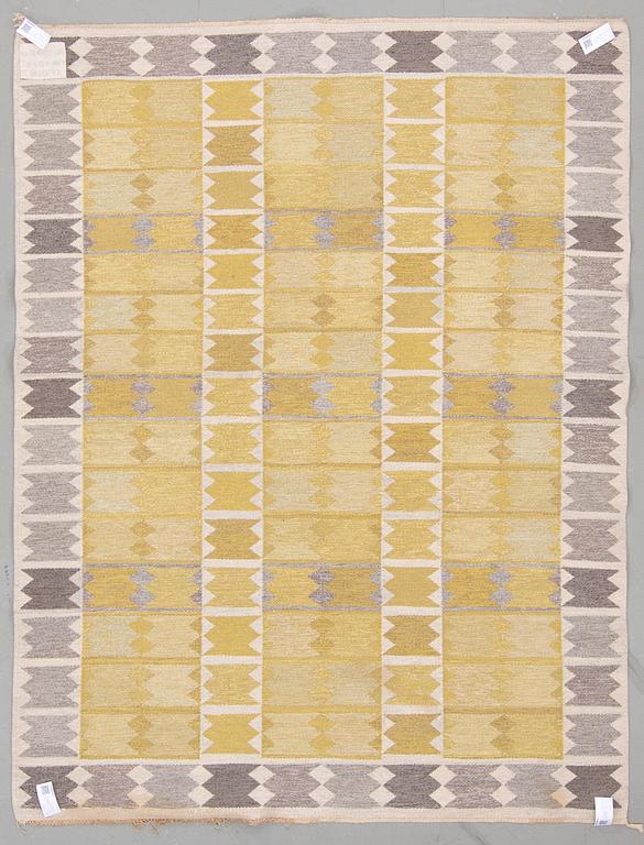 A CARPET, "Liljorna, gul", flat weave, designed by Ingrid Dessau for Hemslöjden Borås., around 216 x 165 cm.