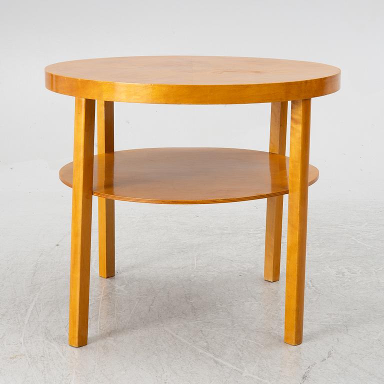 A 1930's table, Sweden. Sold at Ferdinand Lundqvist in Gothenburg.