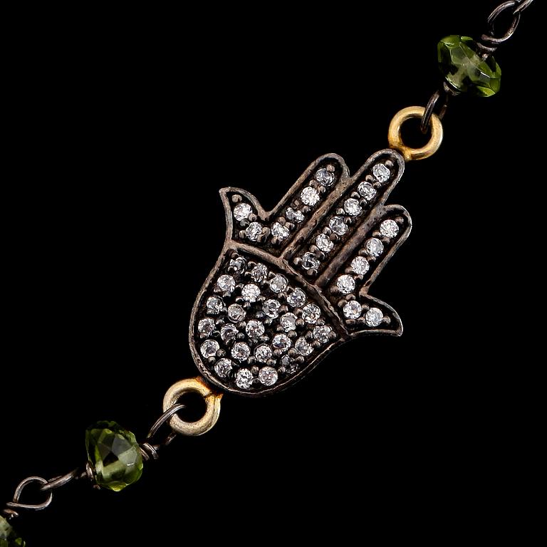 COLLIER, rhodierat sterlingsilver, delvis förgyllt, peridoter, tanzaniter och topaser.