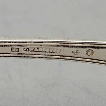 MATSKEDAR, 6 st snarlika, silver, bland annat Johan Wahlström, Jönköping. 1800-tal. Vikt ca 380 cm.