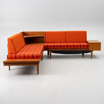 Haldor Vik & Ingmar Relling, a 'Svane' daybed/modul sofa, Ekornes Fabrikker A/S, Norway, around 1970.