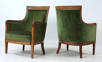 FÅTÖLJER, ett par, Nordiska Kompaniet, före 1909.