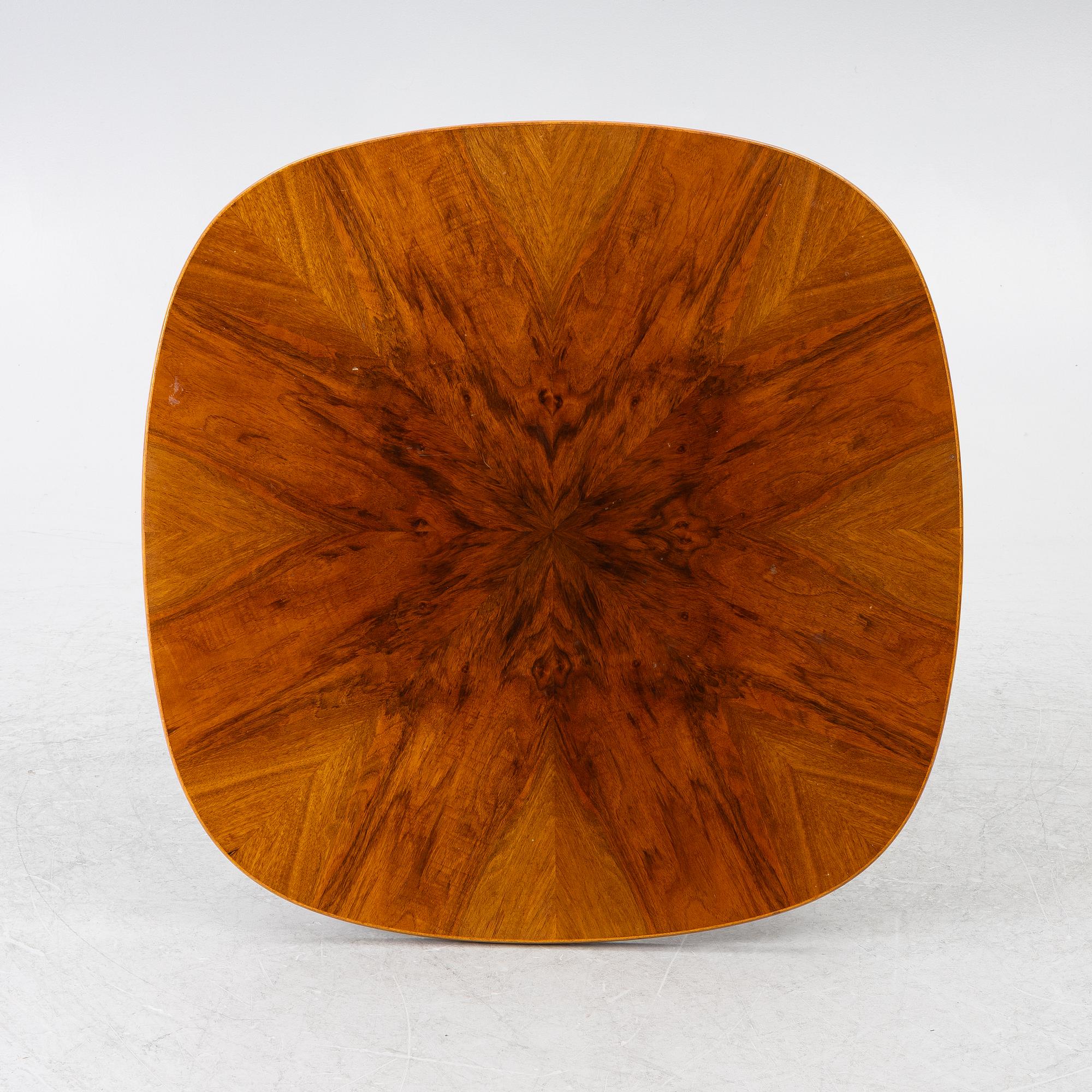 Nordiska Kompaniet, A coffee table, ca 1948.