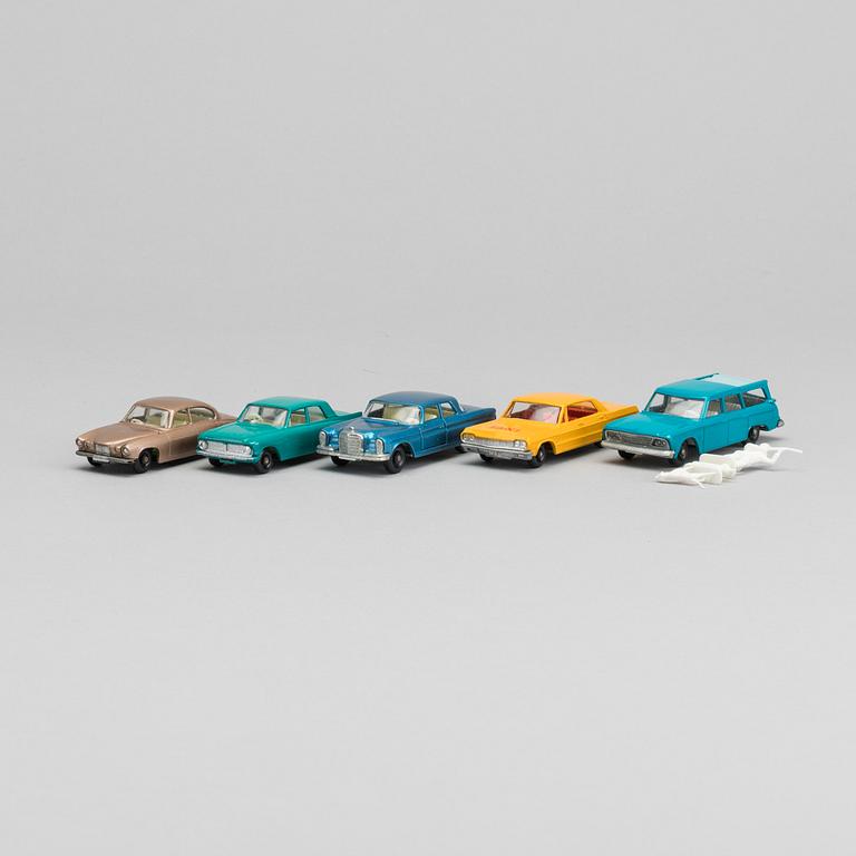 LESNEY MATCHBOX SERIES FIVE CARS.