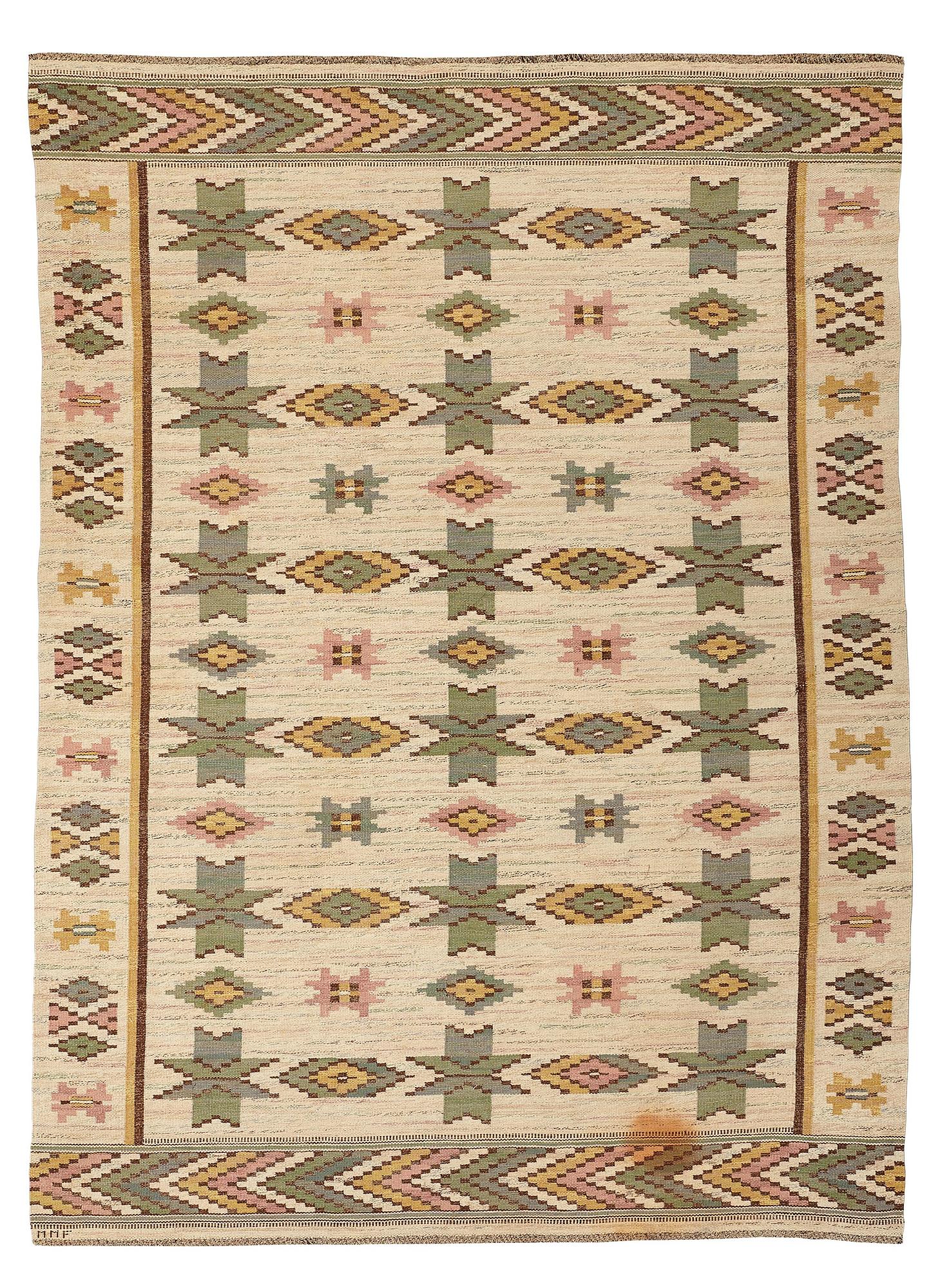 Märta Måås-Fjetterström, A CARPET, "Vit botten", flat weave, ca 352,5 x 271,5 cm, signed MMF.