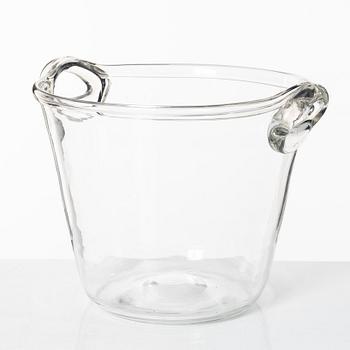 Nils Landberg, vinkylare, Orrefors.