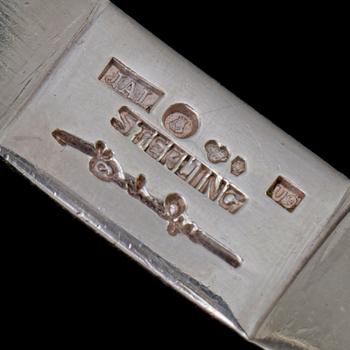 ARMRING, sterlingsilver, Jan Lundgren, Janse Silversmide, Stockholm, 1970. Vikt 54 g.