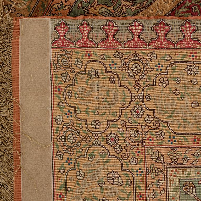 Matta, antik silke Kum Kapi med metallbroschering, Istanbul omkring 1910, "Sultan's Head Prayer" design.