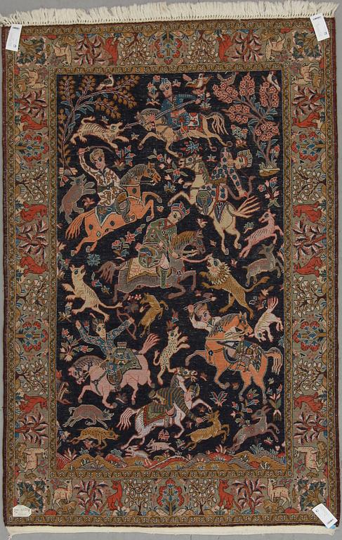 MATTA. Old Ghom, figural, med silkesinslag, ca 207x135.