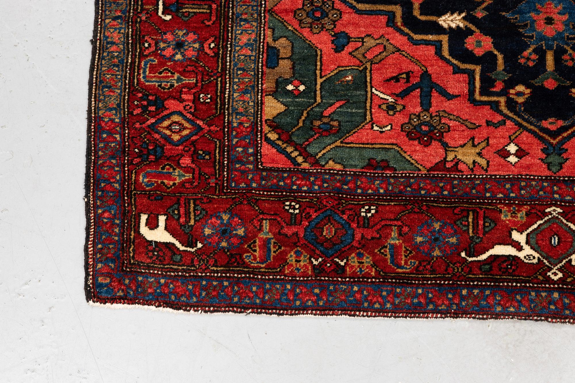 Matta, semiantik Heris, ca 203 x 144 cm.