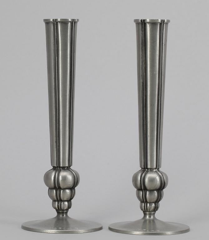 VASER, ett par, tenn. Edvin Ollers, Stockholm 1960.