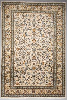 A carpet, Keshan 435 x 295 cm.