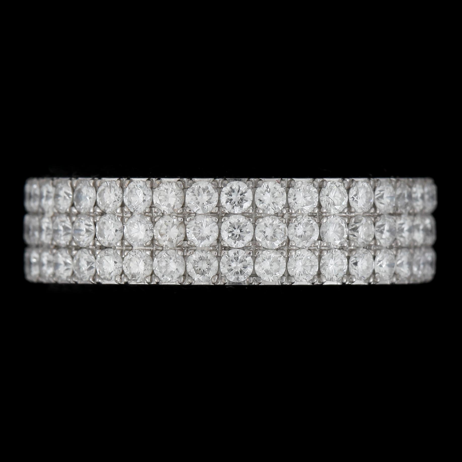 RING, 18k vitguld treradig helalliansring, vitguld med diamanter tot ca1,70ct. Vikt 4g.