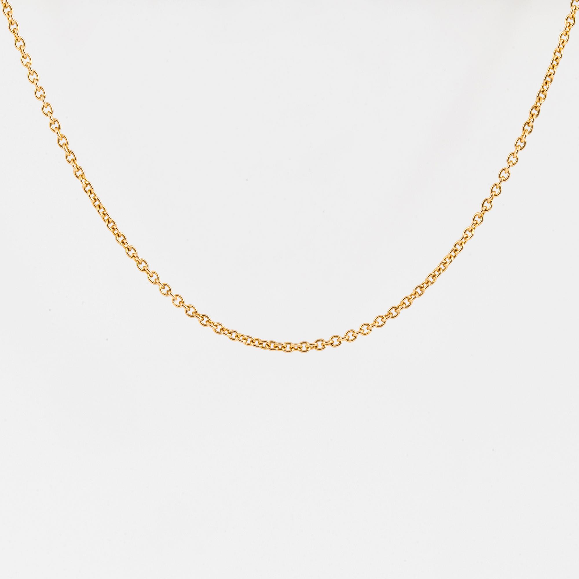 Cartier, an 18K gold necklace.