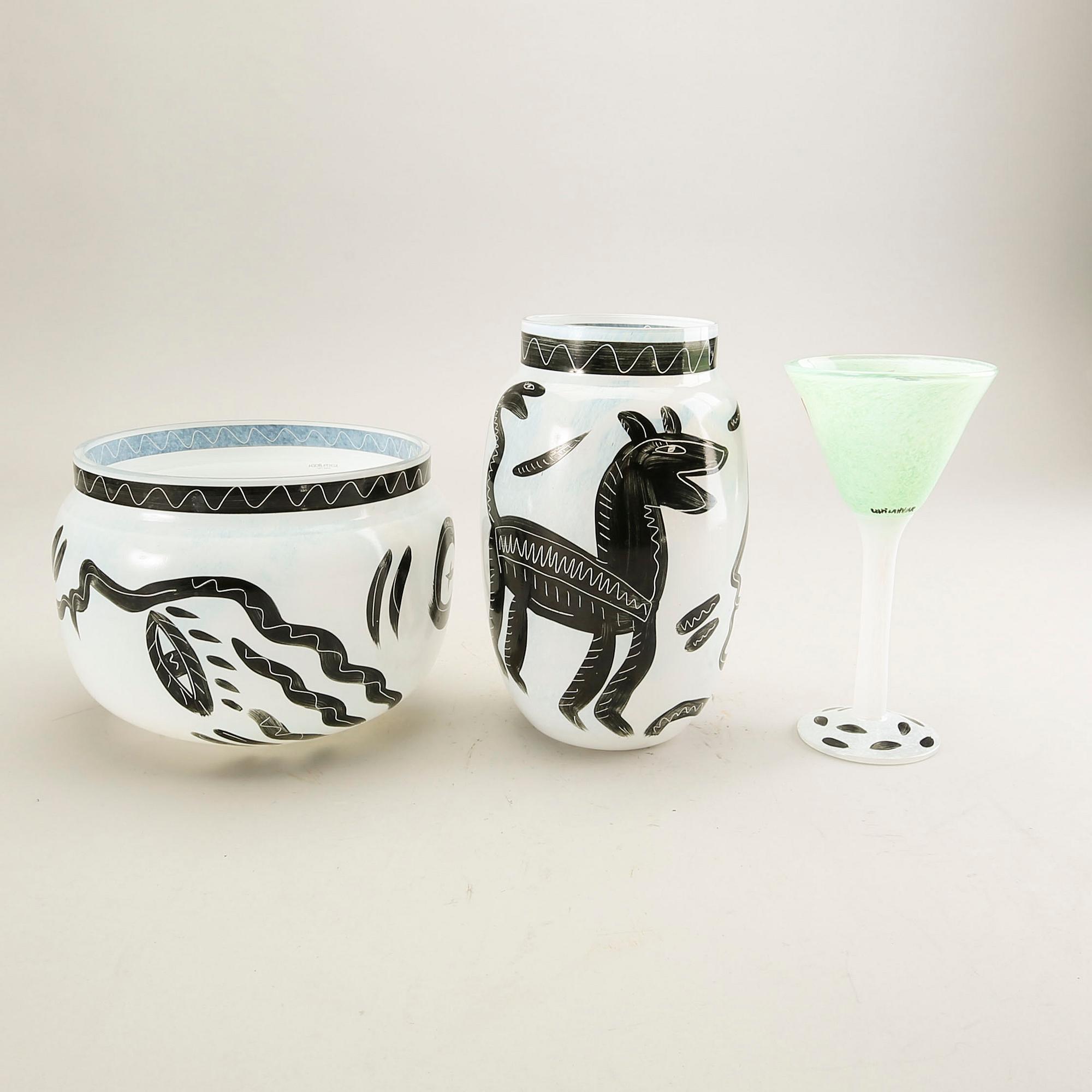 Ulrica Hydman-Vallien, a vase, bowl and martini glass, hand painted Kosta Boda.
