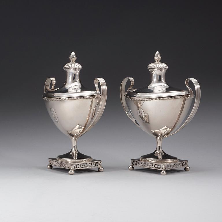 A pair of Swedish 18th century silver sugar-bowls, marks of Nils Tornberg, Linköping 1798.