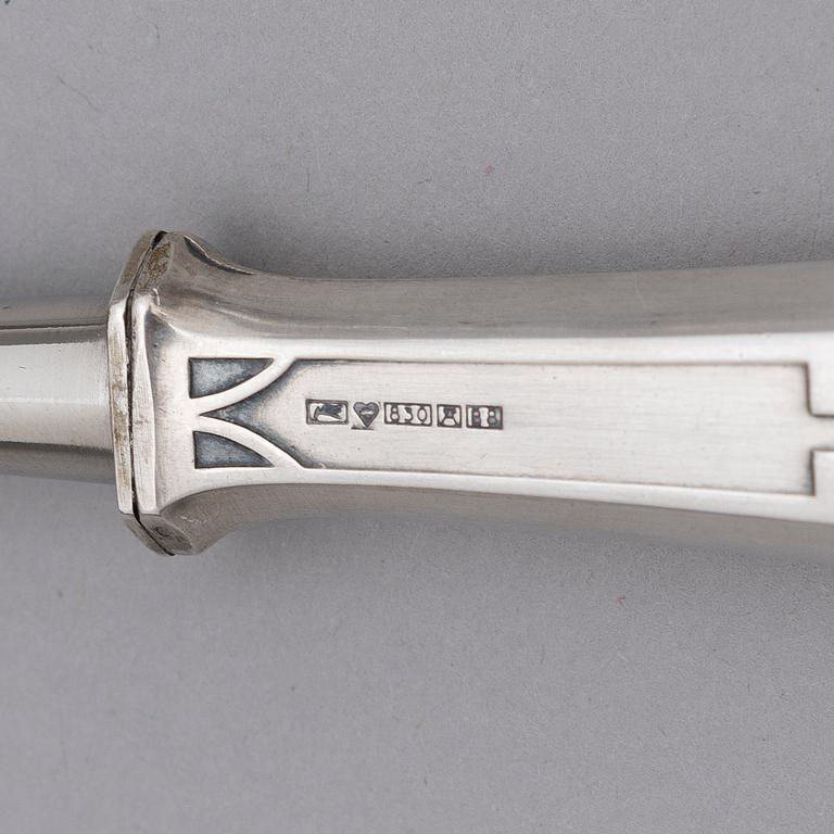 A 131-piece set of 'Suomi' silver cutlery, Suomen Kultaseppä oy/ Kultateollisuus oy, Turku 1927-1991.