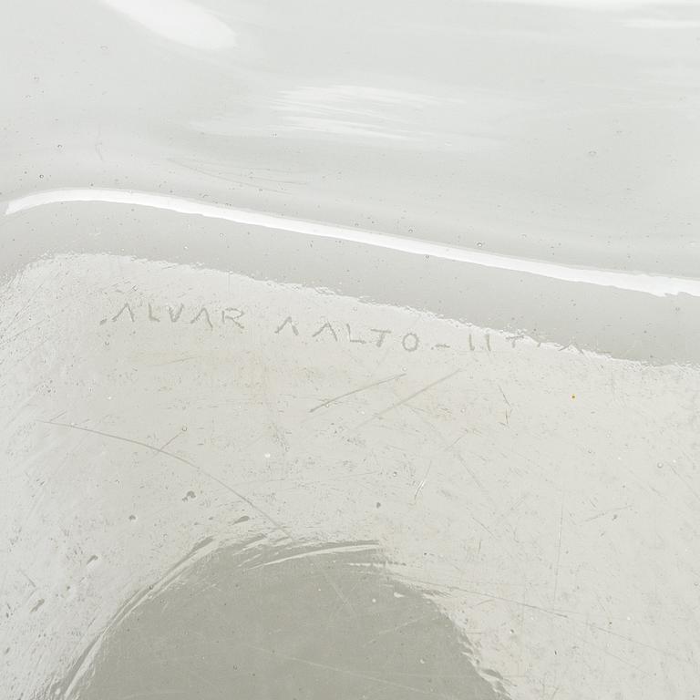 Alvar Aalto, One part of 1950's Aalto flower' glass sculpture signed Alvar Aalto Iittala.