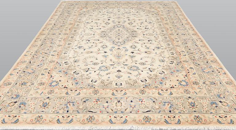 A Keshan carpet, c. 358 x 247 cm.