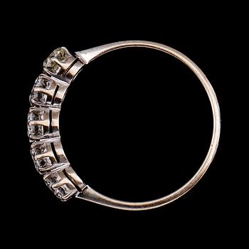RING, 14 k vitguld, 5 briljantslipade diamanter totalt ca 1.00 ct.