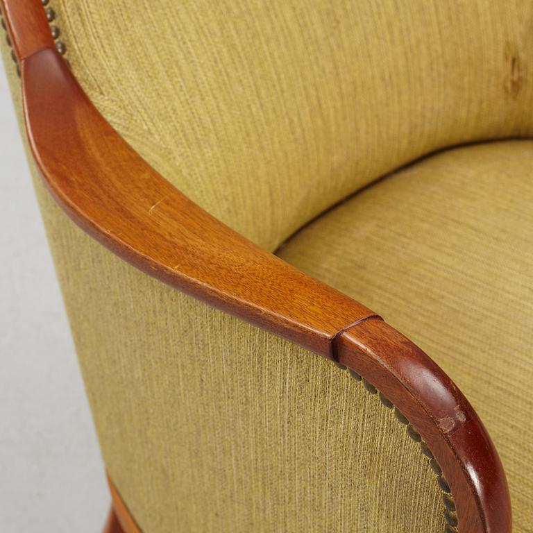 Carl Malmsten, an 'Advokaten' armchair.