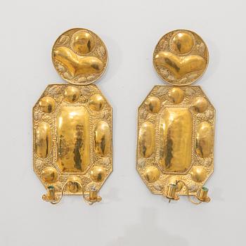 Light plates a pair Baroque style first half of the 20th century.