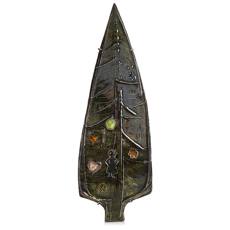 Rut Bryk, reliefi, kivitavaraa, signeerattu BRYK.