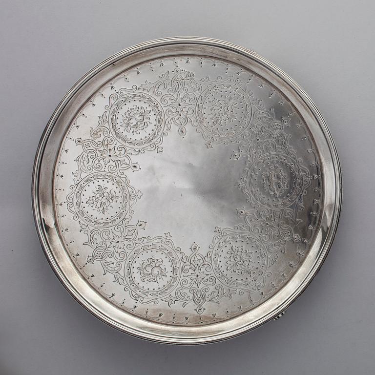 BRICKA, silver, sterling silver, London 1810. Vikt ca 490 g.