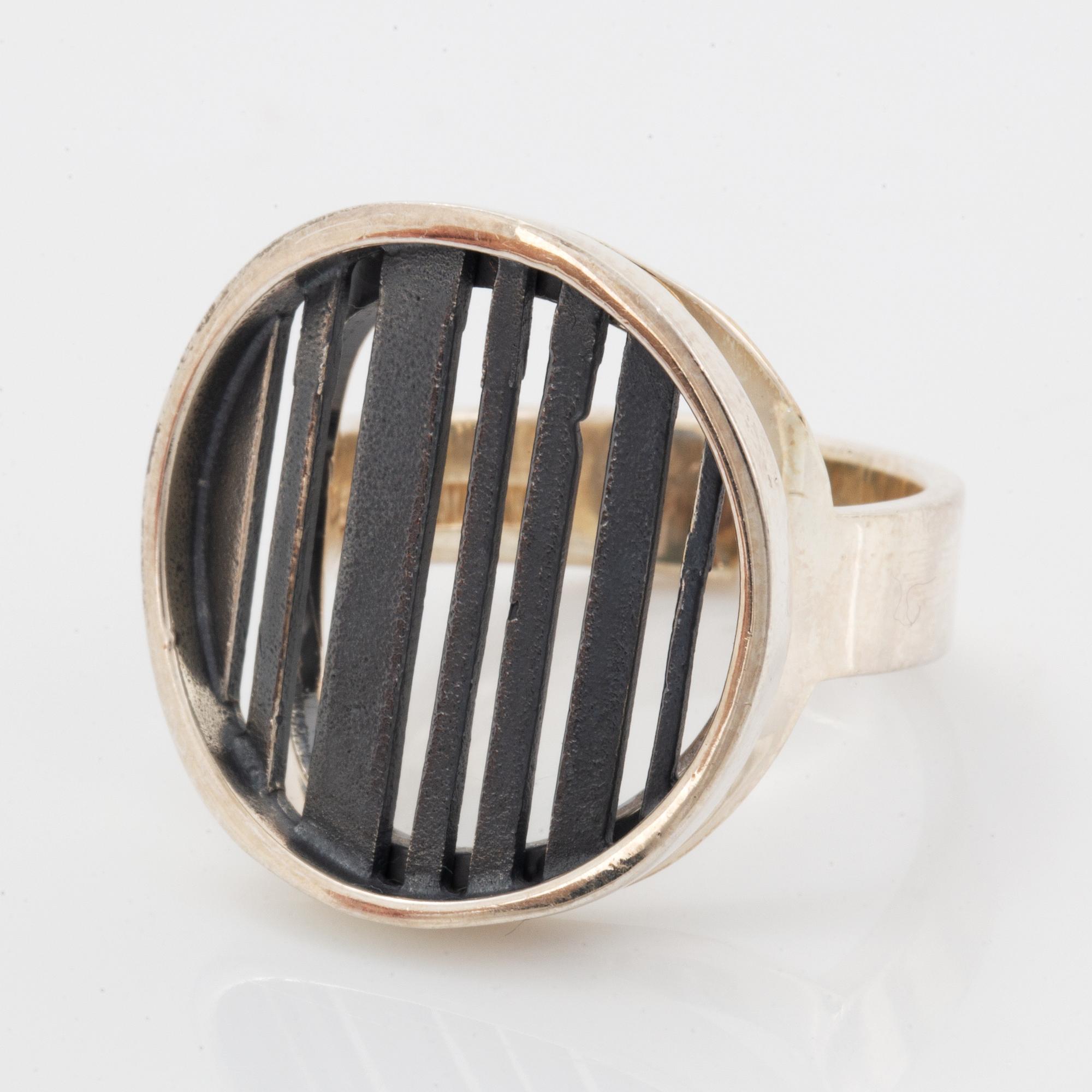 Jorma Laine silver ring.