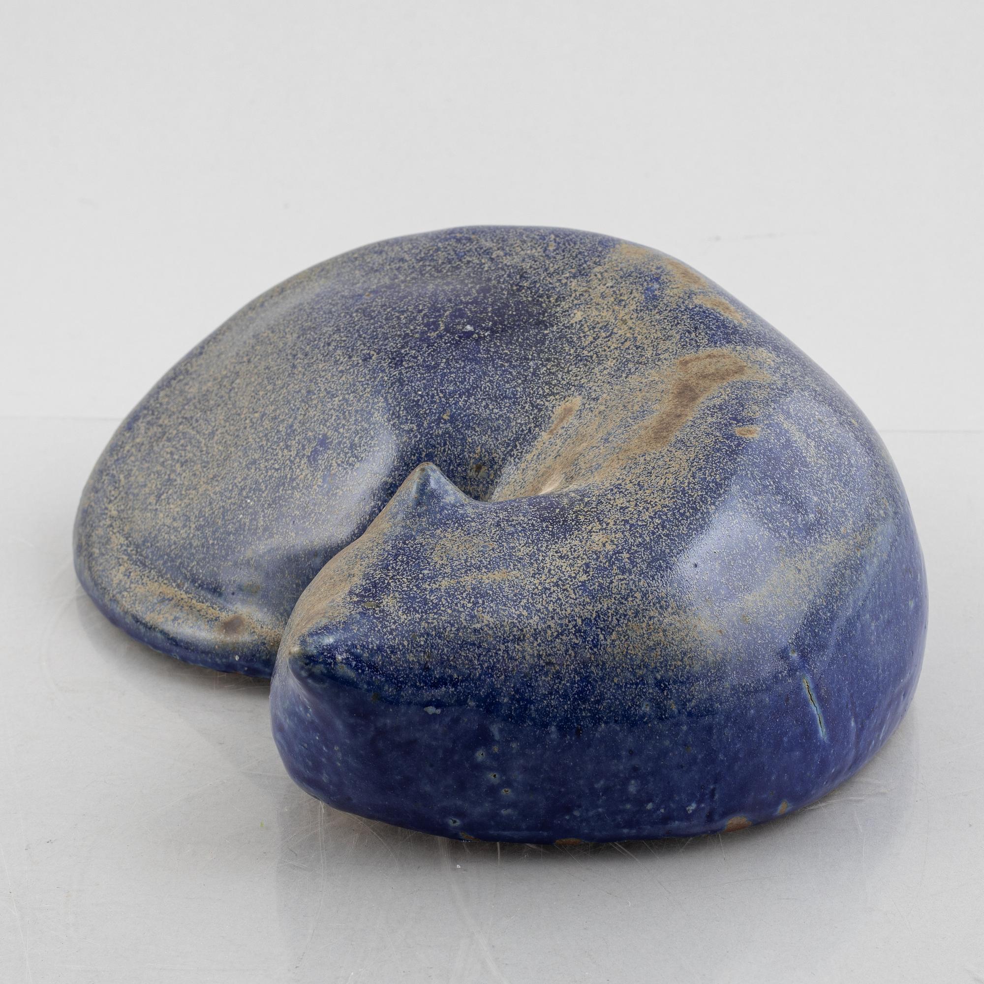 Ulla Kraitz, two stoneware sculptures, own studio, Fogdarp.