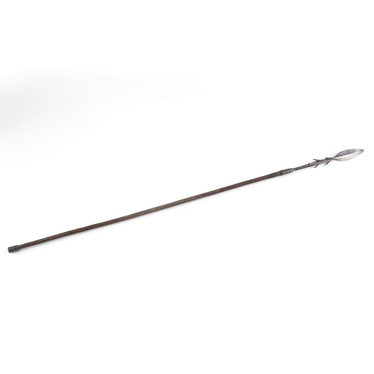 SPJUT SAMT KNIV, Bl.a Nordafrika, 1900-tal.