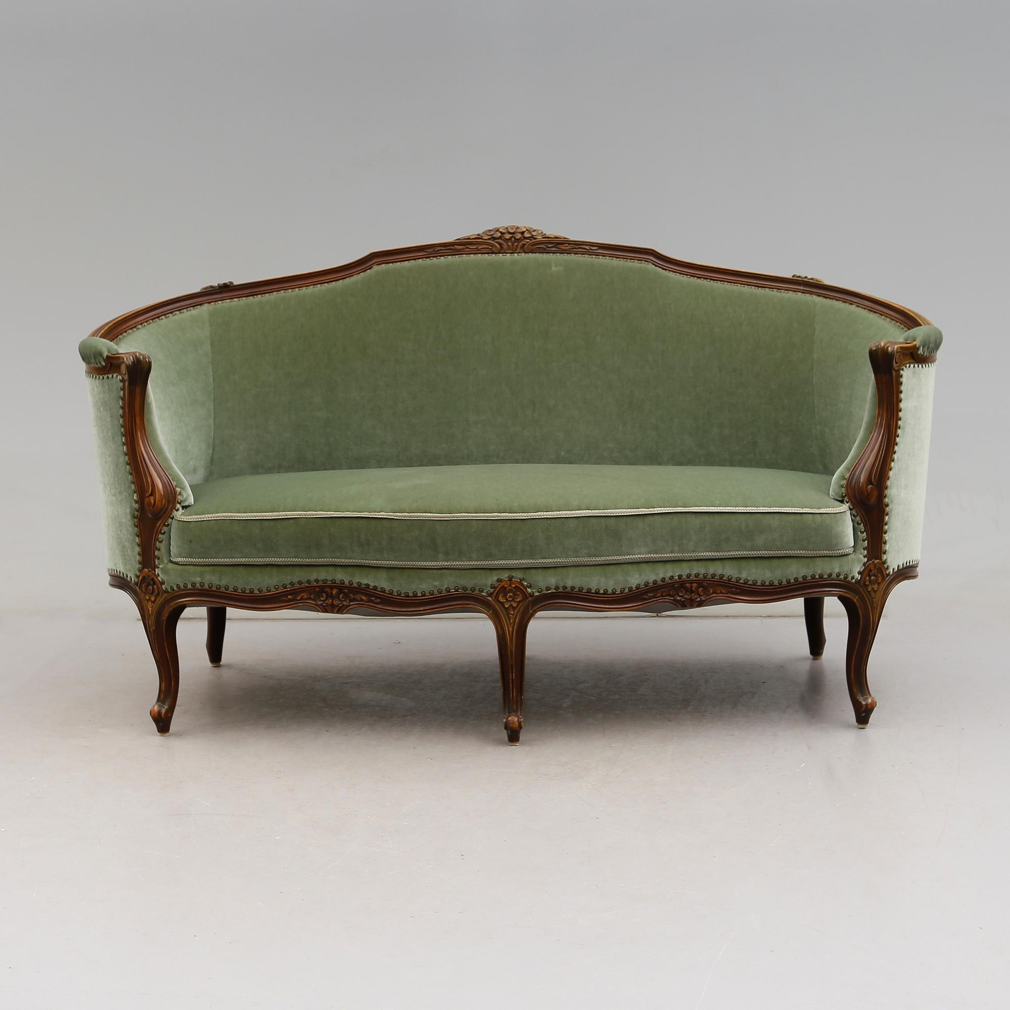 SOFFA, rokokostil, 1900-talets andra hälft.