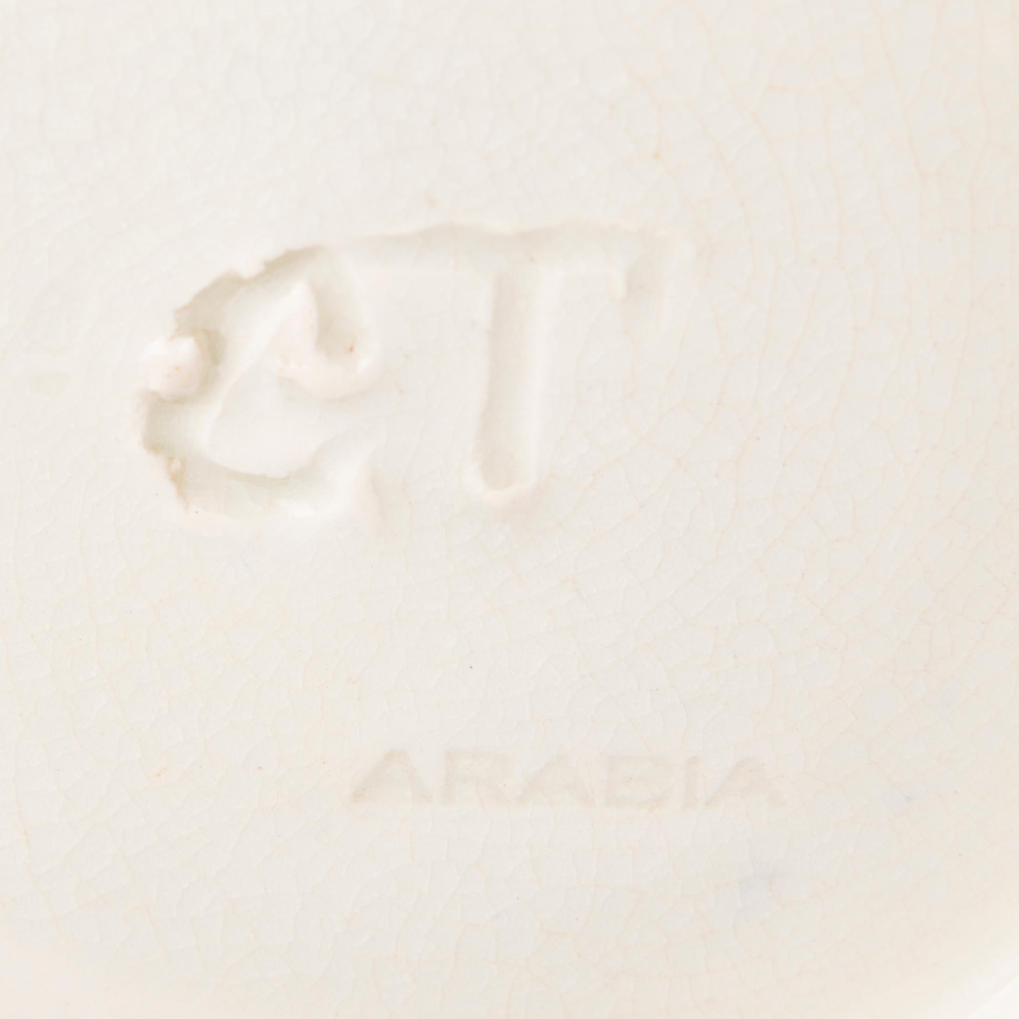 GERDA THESLEFF, malja, keramiikkaa,  signeerattu GT, Arabia.