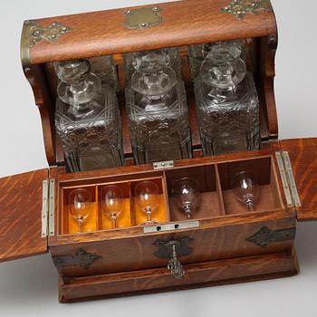 A tantalus from the first half of the 20th century.