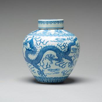 A Chinese blue and white five-clawed dragon jar with cover, Republic period, 20th Century.