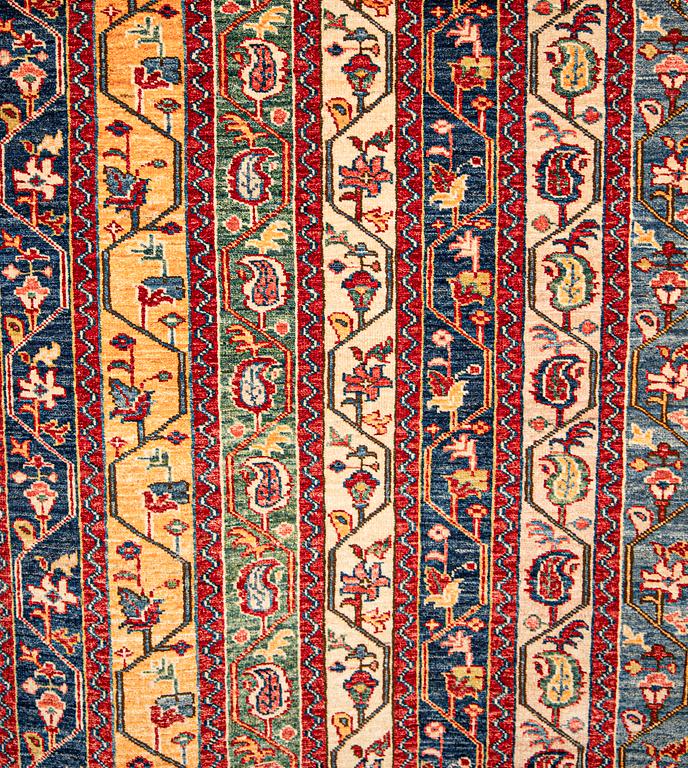 Matto, oriental, ca 200 x 153 cm.