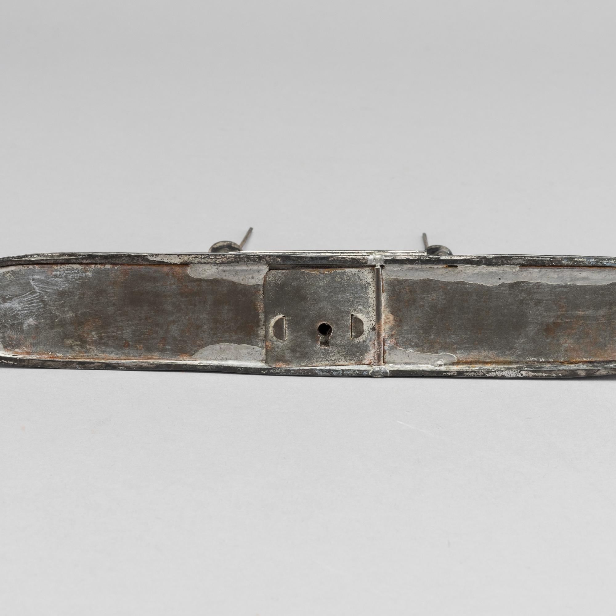 SPARBÖSSA, METALL. "S.M.S. Roon" 1900-talets första del.