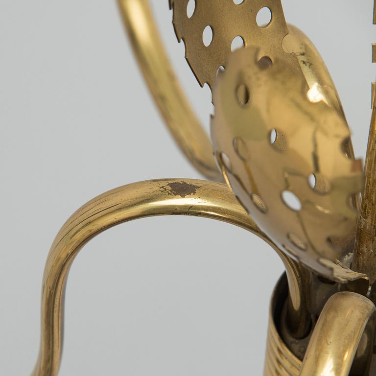 Paavo Tynell, kattovalaisin, malli 9030, Taito, 1900-luvun puoliväli.